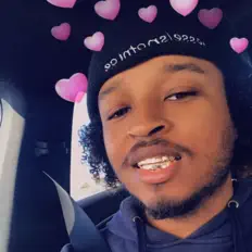 收听 Jesseisnotnice、观看音乐视频、阅读小传、查看巡演日期等 ！