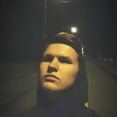 Luister naar Nueve, bekijk muziekvideo's, lees de bio, bekijk de tourdata, en meer!