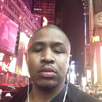Listen to Spade, watch music videos, read bio, see tour dates & more!