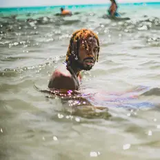 Ouça Novyon, assista a videoclipes, leia a biografia, veja as datas das turnês e mais!