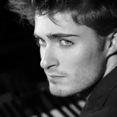 Listen to Alexi Musnitsky, watch music videos, read bio, see tour dates & more!