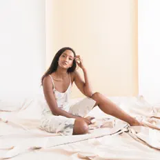 Ouça Meghan Irving, assista a videoclipes, leia a biografia, veja as datas das turnês e mais!