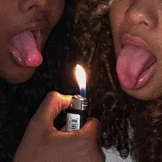 HEATSZN을(를) 듣고, 뮤직 비디오를 보고, 약력을 읽고, 투어 일정 등을 확인하세요!