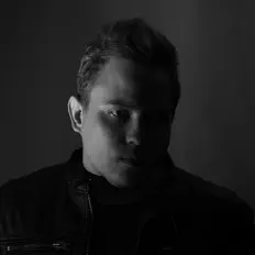 Ouça Martin Graff, assista a videoclipes, leia a biografia, veja as datas das turnês e mais!