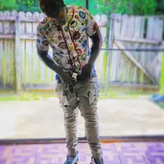 Escucha a Kodak Blu3, mira vídeos musicales, lee la biografía, consulta fechas de giras y mucho más.