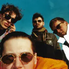 Hör dir Only Y an, schau dir Musikvideos an, lies die Biografie, finde Tourdaten und mehr!