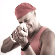 Ruben Paz y Chévéréfusion सुनें, म्यूज़िक वीडियो देखें, बायो पढ़ें, दौरे की तारीखें और बहुत कुछ देखें!