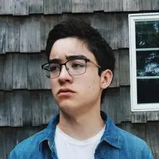 James Corvus: песни, клипы, биография, даты выступлений и многое другое.