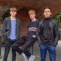 The Catch dinle, müzik videolarını izle, biyografisini oku, tur tarihlerini ve daha fazlasını gör!