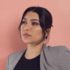 Dengarkan Ruer, tonton video musik, baca bio, lihat tanggal tur & lainnya!