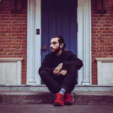 JCKを聴いたり、ミュージックビデオを鑑賞したり、経歴やツアー日程などを確認したりしましょう！