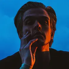 Ascolta Matt Ross, guarda video musicali, leggi la biografia, vedi le date del tour & altro!