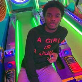 Playboy Flow Benzerkk