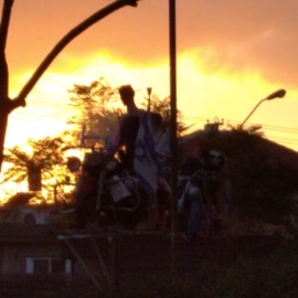 Strait Vibin' (feat. Guyku) Padishax