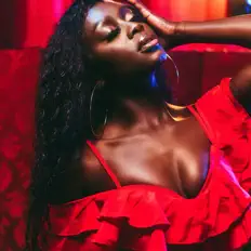 收听 Shay La Rose、观看音乐视频、阅读小传、查看巡演日期等 ！