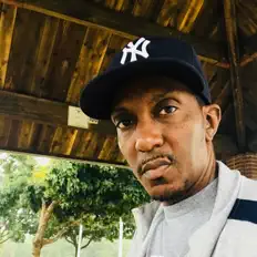 Ascolta H. Alston, guarda video musicali, leggi la biografia, vedi le date del tour & altro!