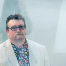 聆聽 Rich Krueger、觀看音樂影片、閱讀小傳、查看巡演日期等！