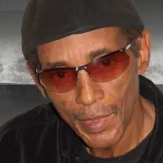 聆聽 Otis Gayle、觀看音樂影片、閱讀小傳、查看巡演日期等！