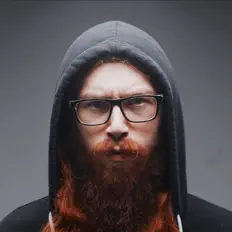 Poslechněte si interpreta Nyxon, sledujte hudební videa, přečtěte si životopis, podívejte se na data turné a další informace.