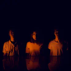 Escucha a Думай Дальше, mira vídeos musicales, lee la biografía, consulta fechas de giras y mucho más.