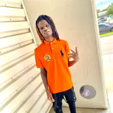 Poslechněte si interpreta Rexx, sledujte hudební videa, přečtěte si životopis, podívejte se na data turné a další informace.