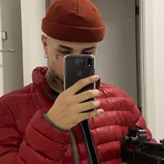 sickobabyxoを聴いたり、ミュージックビデオを鑑賞したり、経歴やツアー日程などを確認したりしましょう！