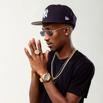 Listen to Chocoleyrol, watch music videos, read bio, see tour dates & more!