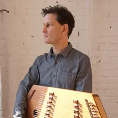 Luister naar Dan Joseph, bekijk muziekvideo's, lees de bio, bekijk de tourdata, en meer!