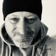 Ascolta DJ Vame, guarda video musicali, leggi la biografia, vedi le date del tour & altro!