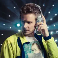 undefinedを聴いたり、ミュージックビデオを鑑賞したり、経歴やツアー日程などを確認したりしましょう！