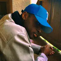 Ascolta undefined, guarda video musicali, leggi la biografia, vedi le date del tour & altro!