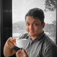 收听 Adam Domingo、观看音乐视频、阅读小传、查看巡演日期等 ！