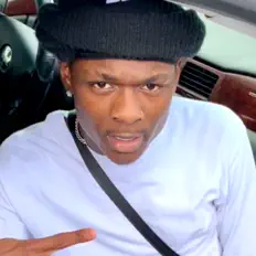 MAR सुनें, म्यूज़िक वीडियो देखें, बायो पढ़ें, दौरे की तारीखें और बहुत कुछ देखें!