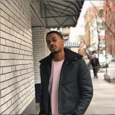 Lionel सुनें, म्यूज़िक वीडियो देखें, बायो पढ़ें, दौरे की तारीखें और बहुत कुछ देखें!