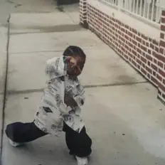 Hör dir Chubzz an, schau dir Musikvideos an, lies die Biografie, finde Tourdaten und mehr!