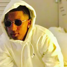 收听 Peez、观看音乐视频、阅读小传、查看巡演日期等 ！