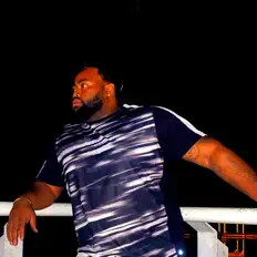 Ascolta TheOnePoseidon, guarda video musicali, leggi la biografia, vedi le date del tour & altro!