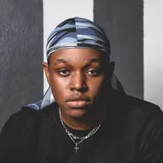 Ακούστε περιεχόμενο από Jhayisreal, παρακολουθήστε μουσικά βίντεο, διαβάστε το βιογραφικό, δείτε ημερομηνίες περιοδείας, και πολλά ακόμη!