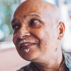 Ravi Prasadを聴いたり、ミュージックビデオを鑑賞したり、経歴やツアー日程などを確認したりしましょう！