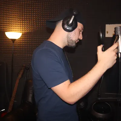 Listen to L Silva, watch music videos, read bio, see tour dates & more!