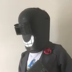 Luister naar Helmet\-Boy, bekijk muziekvideo's, lees de bio, bekijk de tourdata, en meer!