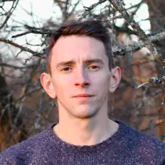 Oak Musicを聴いたり、ミュージックビデオを鑑賞したり、経歴やツアー日程などを確認したりしましょう！