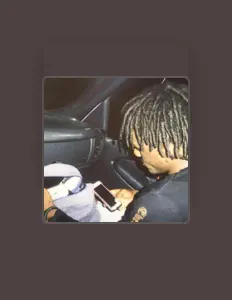 Posłuchaj wykonawcy Lil Hearts, obejrzyj teledyski, przeczytaj biografię, zobacz daty tras koncertowych i nie tylko!