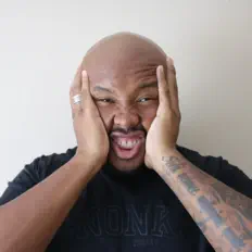 Dengarkan Thee Gobbs, tonton video musik, baca bio, lihat tanggal tur & lainnya!