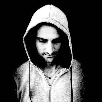 Listen to Andrea Esse, watch music videos, read bio, see tour dates & more!