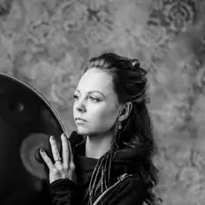 Valeria Ray: песни, клипы, биография, даты выступлений и многое другое.