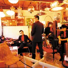 Dengarkan BURLESQUE ENGINE, tonton video musik, baca bio, lihat tanggal tur & lainnya!