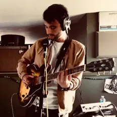 Ouça Matthew Read, assista a videoclipes, leia a biografia, veja as datas das turnês e mais!