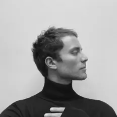 Poslechněte si interpreta ELISSEY, sledujte hudební videa, přečtěte si životopis, podívejte se na data turné a další informace.