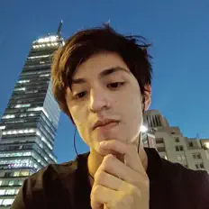 SxAde: песни, клипы, биография, даты выступлений и многое другое.